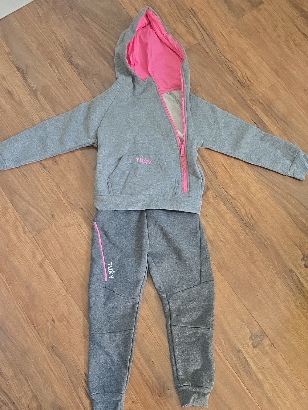 Girls TUXY Sweatsuit